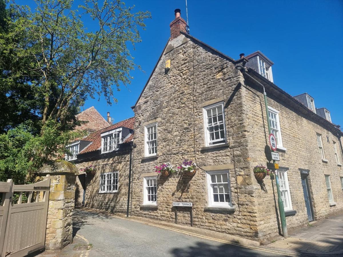 Rorty Crankle Villa Pickering Exterior photo